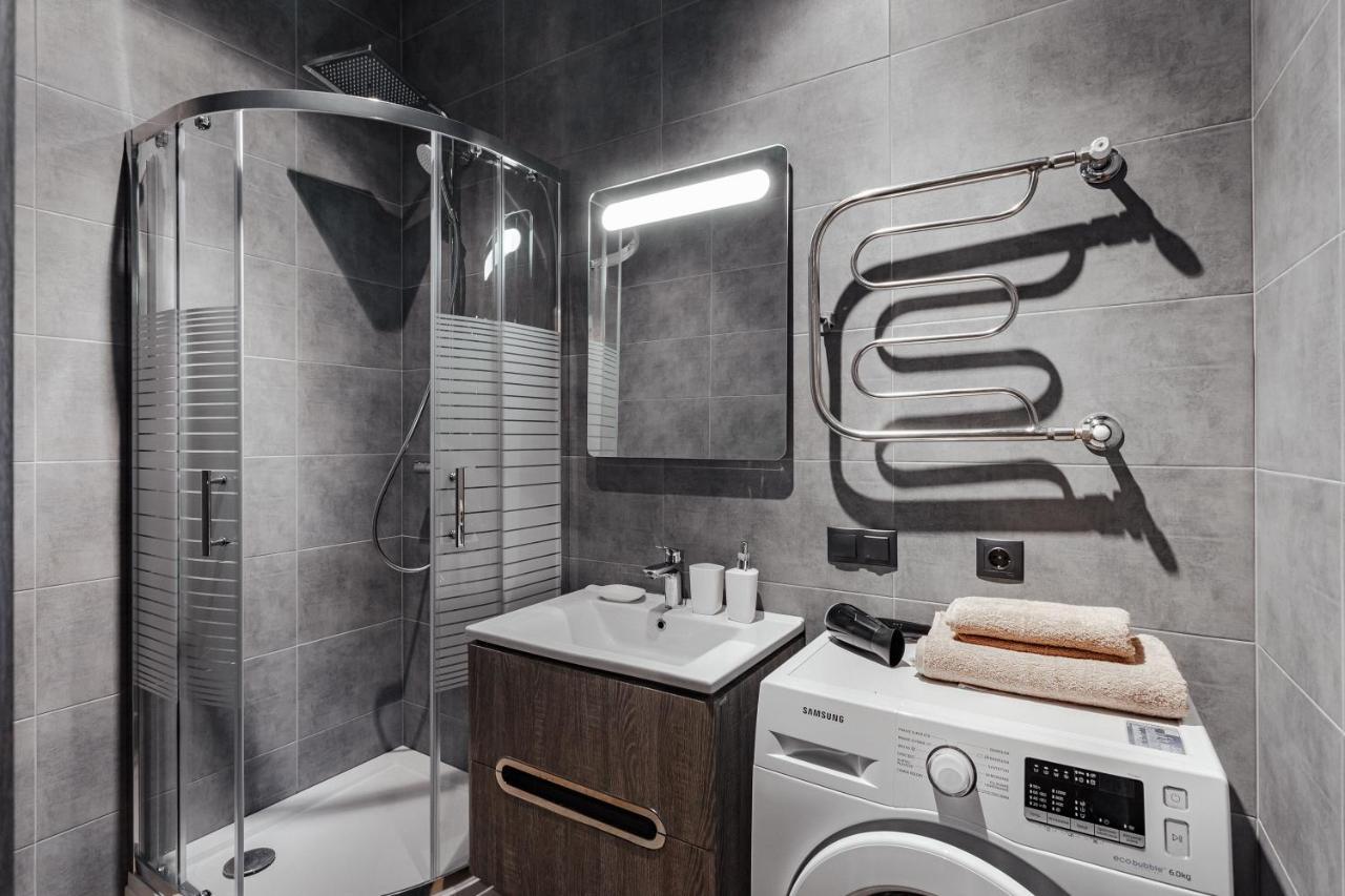 Deribasovskaya 18 Loft Apartment Odessa Ngoại thất bức ảnh