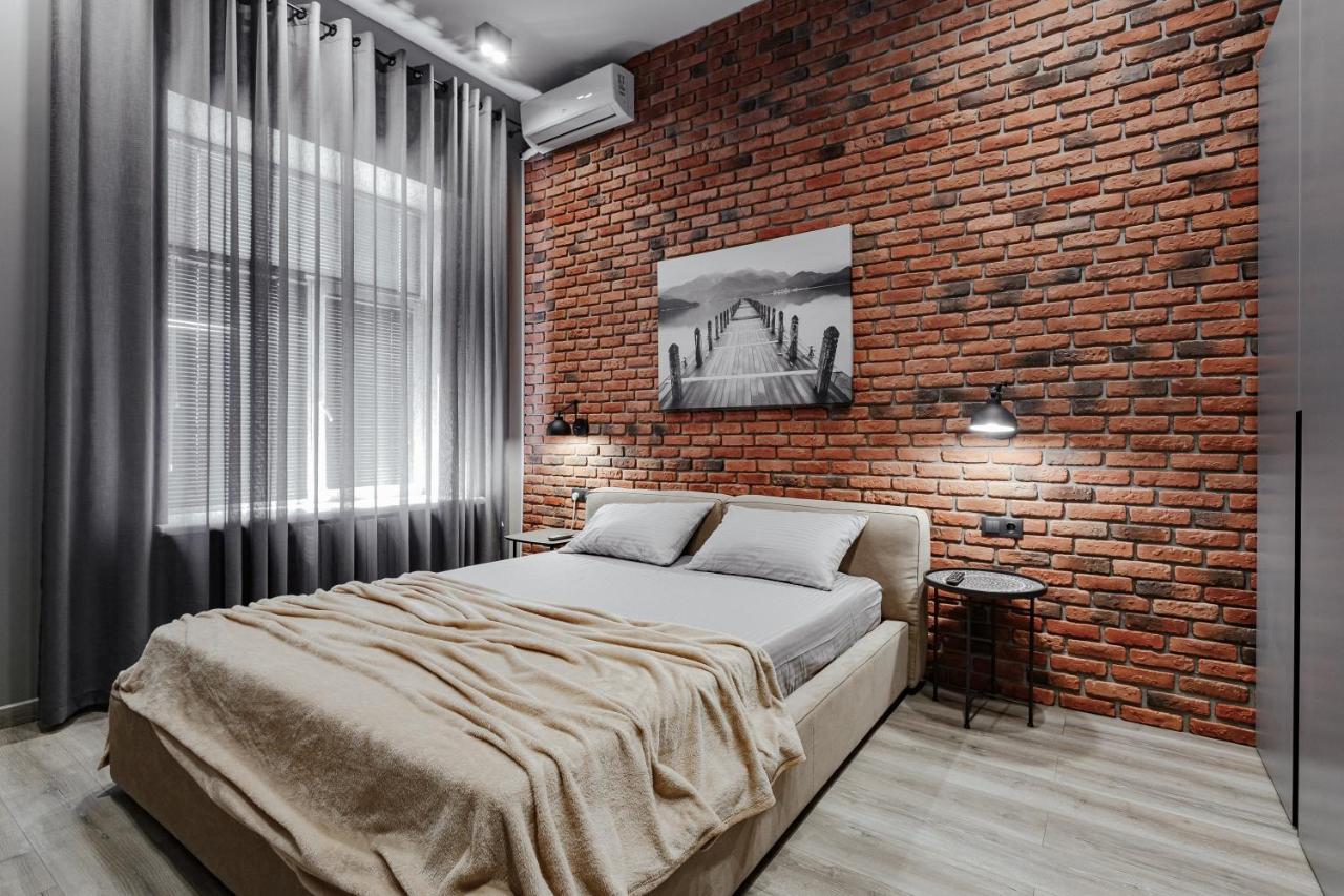 Deribasovskaya 18 Loft Apartment Odessa Ngoại thất bức ảnh